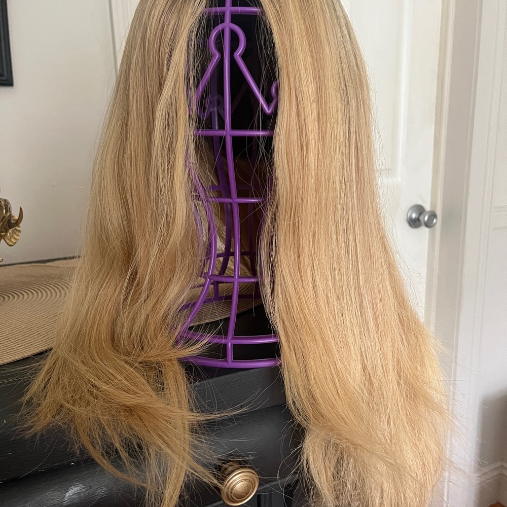22” Highline Wigs Hand Tied Wig Blonde Rooted